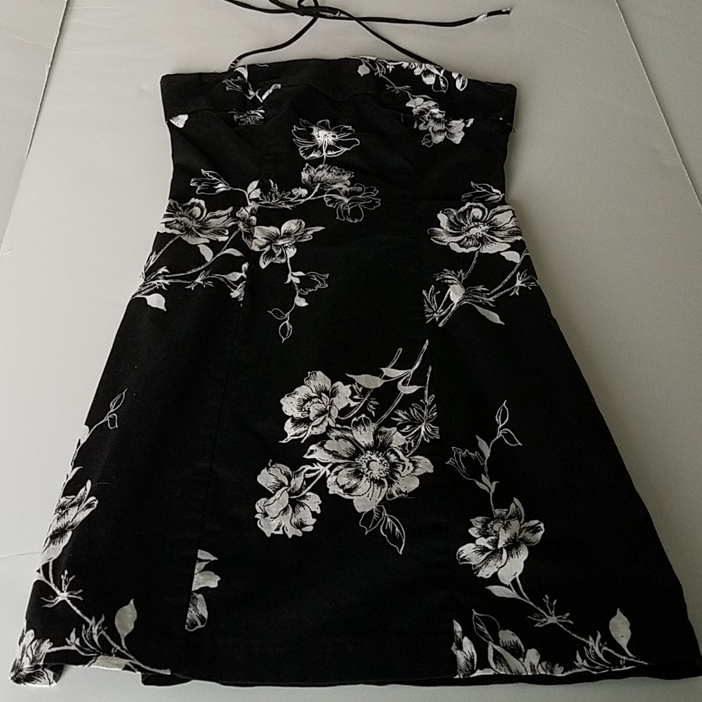 X O X O Dress